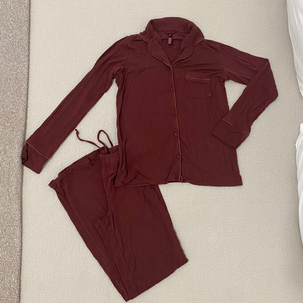 Skims pajama set